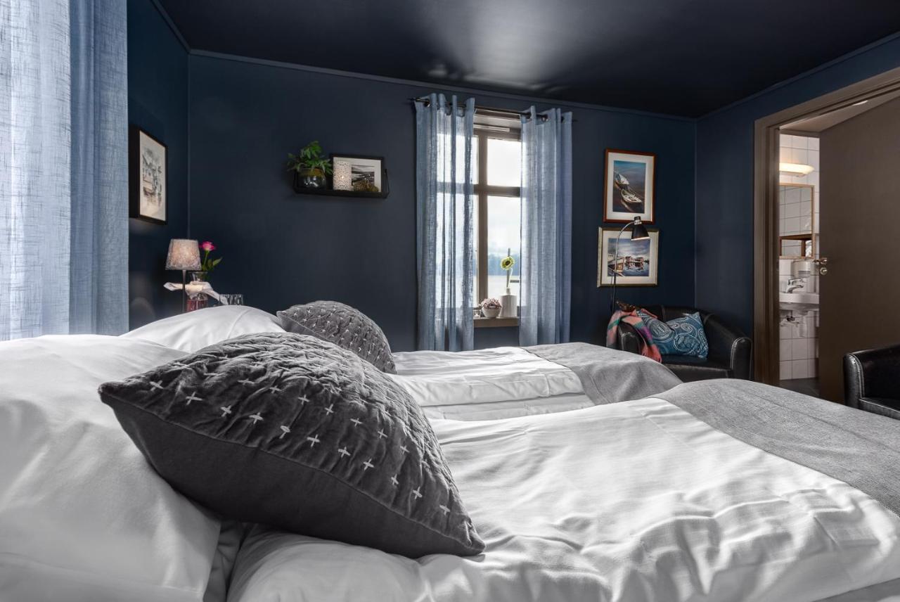 Knutholmen Hotel Kalvag Luaran gambar