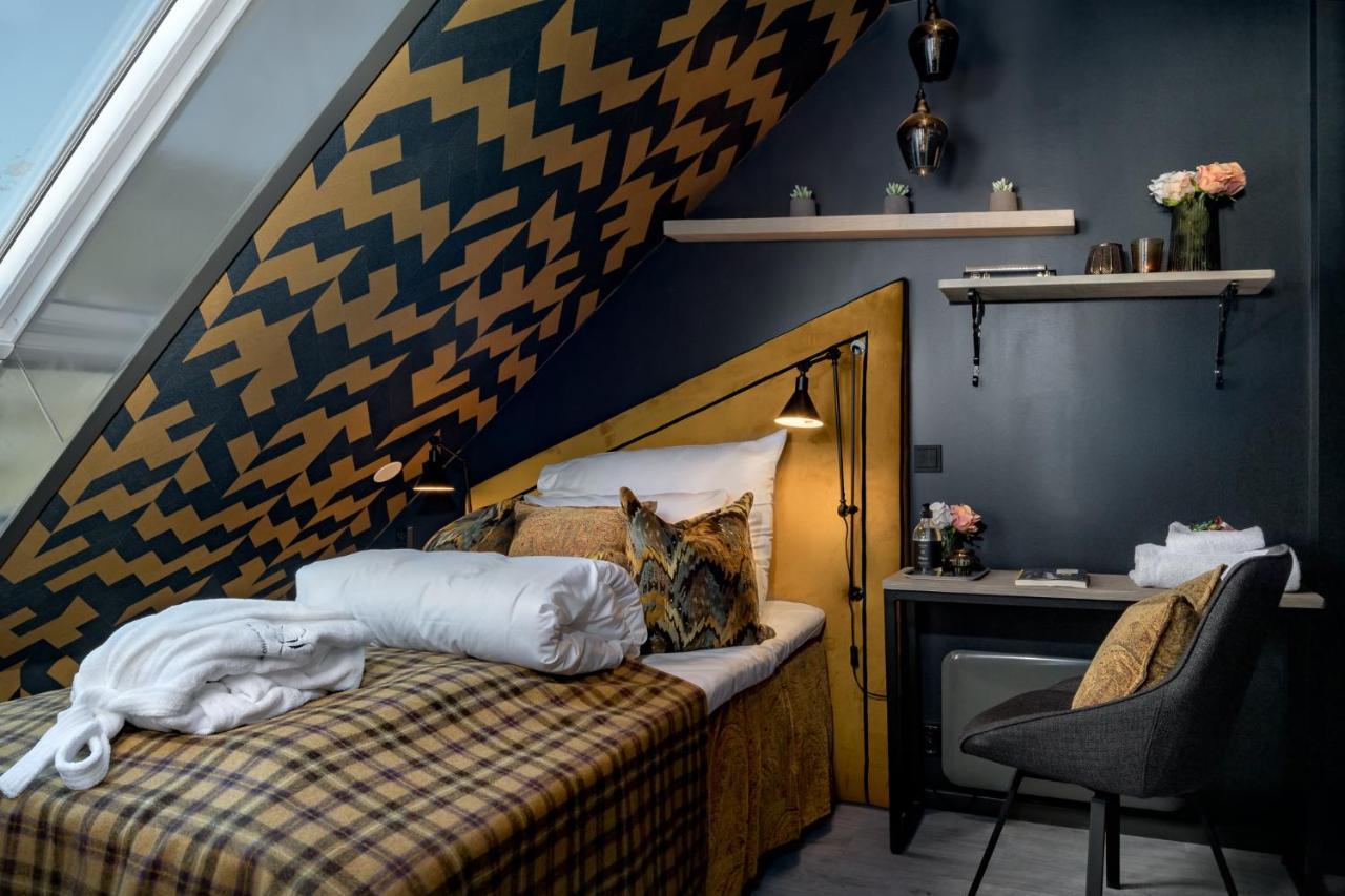 Knutholmen Hotel Kalvag Luaran gambar
