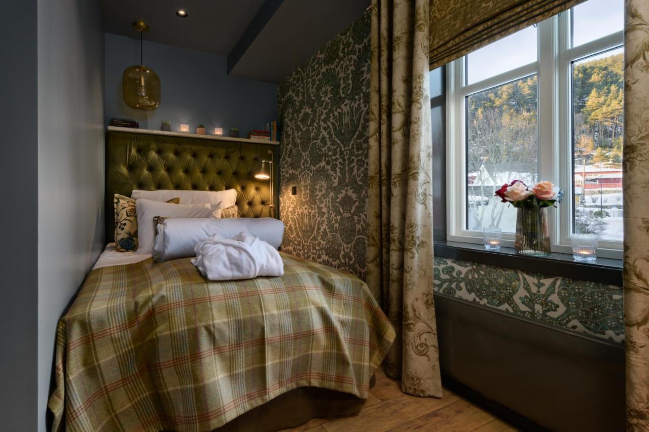 Knutholmen Hotel Kalvag Luaran gambar