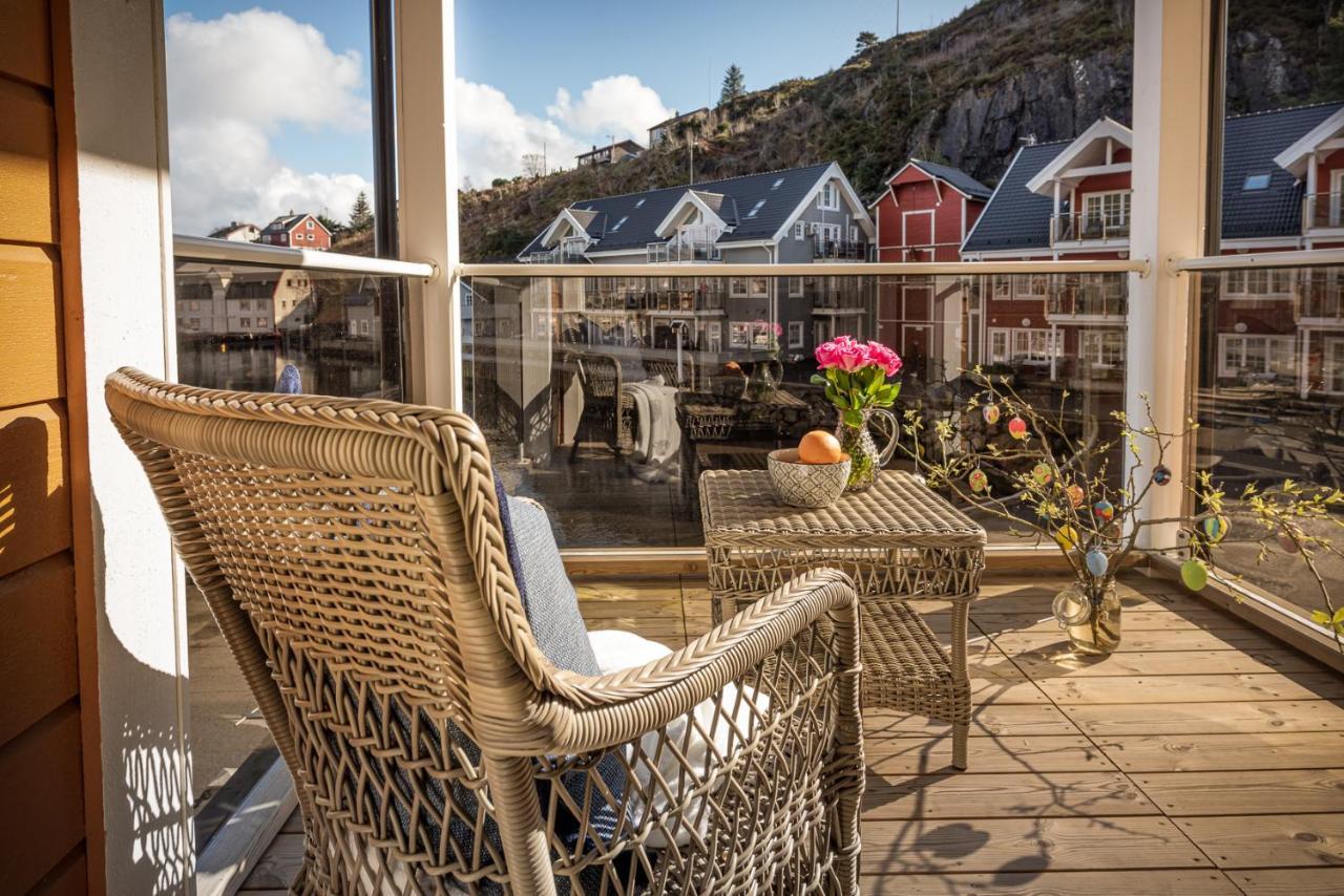 Knutholmen Hotel Kalvag Luaran gambar