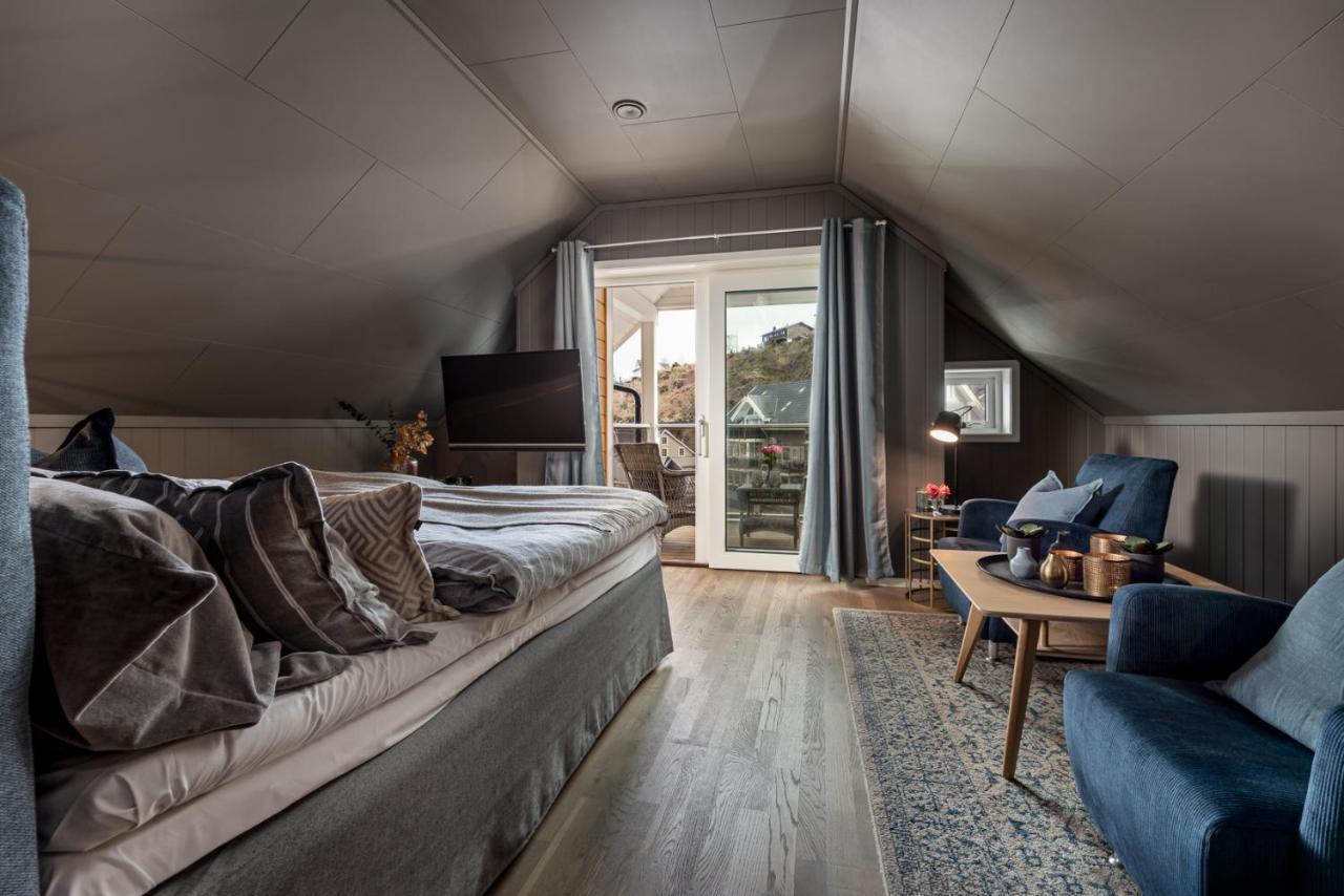 Knutholmen Hotel Kalvag Luaran gambar