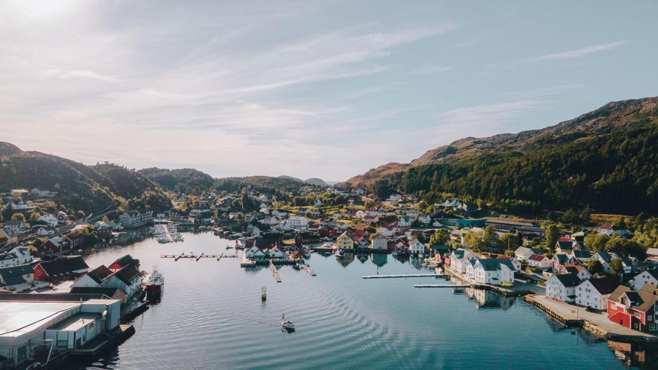 Knutholmen Hotel Kalvag Luaran gambar