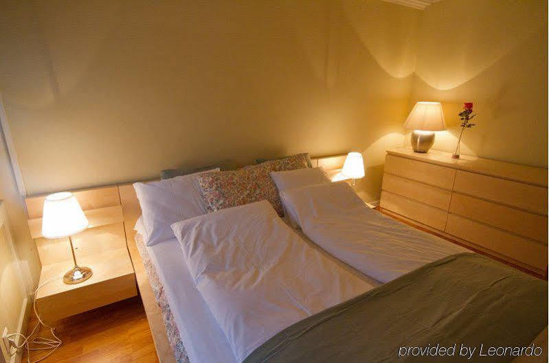 Knutholmen Hotel Kalvag Luaran gambar