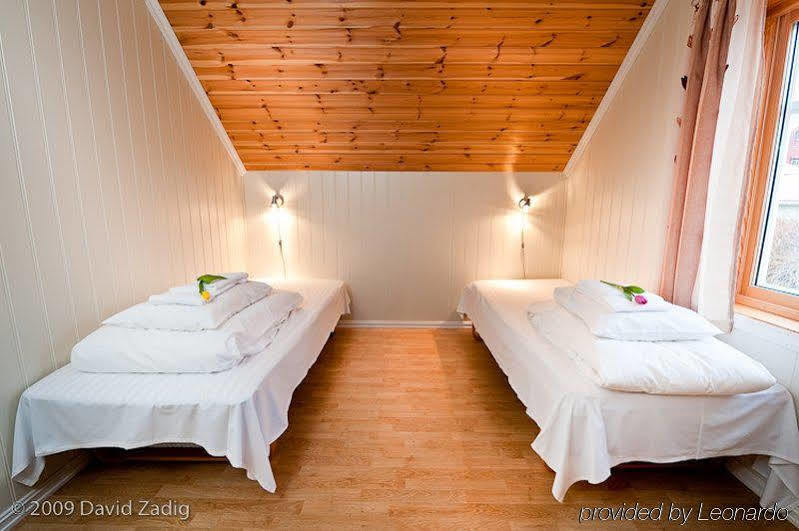 Knutholmen Hotel Kalvag Luaran gambar