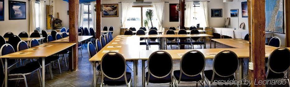 Knutholmen Hotel Kalvag Luaran gambar