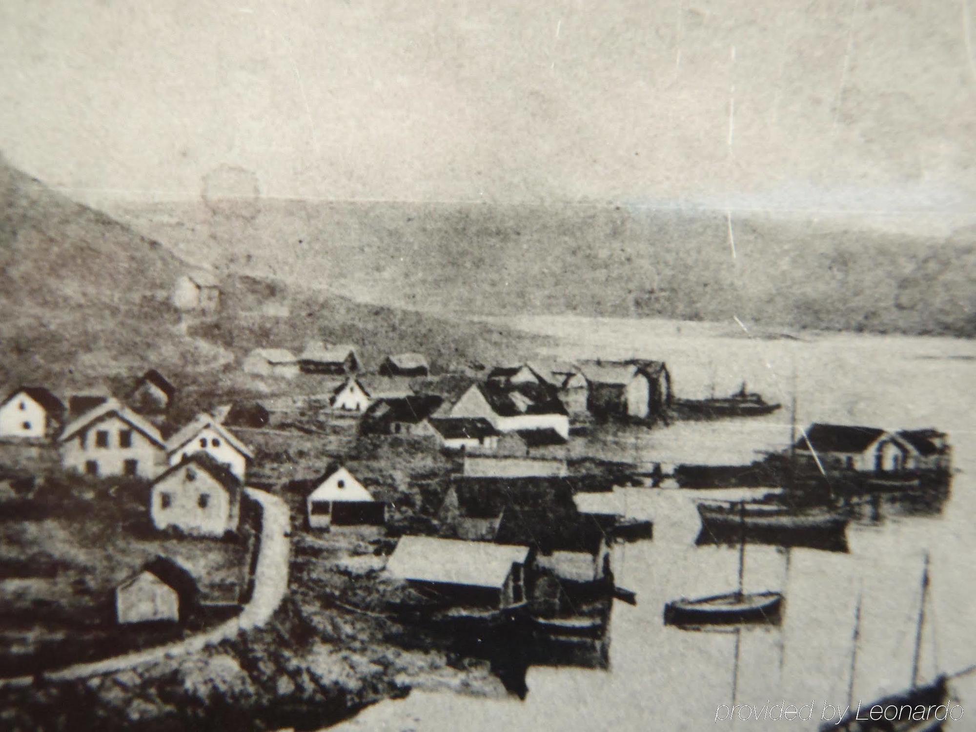 Knutholmen Hotel Kalvag Luaran gambar